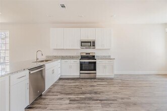 2900 Avenue C in Fort Worth, TX - Building Photo - Building Photo