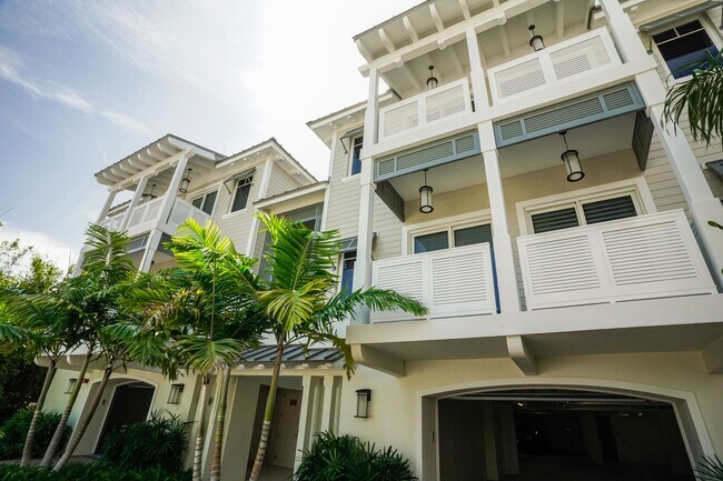 Maison Residences 3 in Islamorada, FL - Building Photo - Building Photo