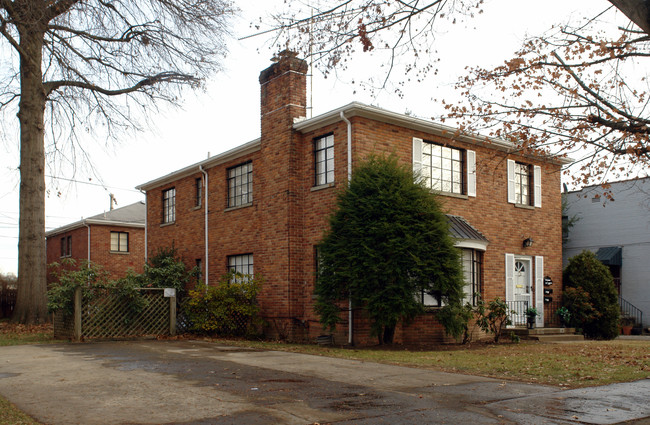 1410-1412 15th St in Huntington, WV - Foto de edificio - Building Photo