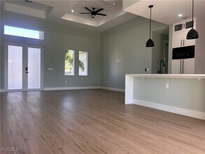 1808 SE 1st Terrace in Cape Coral, FL - Building Photo - Building Photo