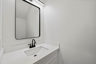8417 Venus St in Houston, TX - Building Photo - Building Photo
