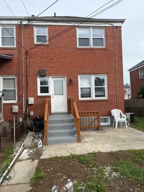 2211 Vailthorn Rd in Middle River, MD - Foto de edificio - Building Photo