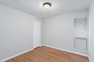 11811 Argonne Forest Trail in Austin, TX - Building Photo - Building Photo