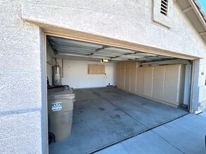 16067 W Woodlands Ave in Goodyear, AZ - Building Photo - Building Photo