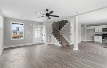 422 Mattingly Dr in Clarksville, TN - Building Photo - Building Photo