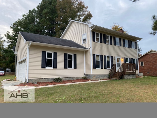 416 Circle Dr
