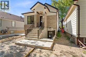849 Ford Blvd in Windsor, ON - Building Photo - Building Photo
