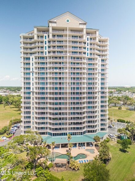 property at 2668 Beach Blvd