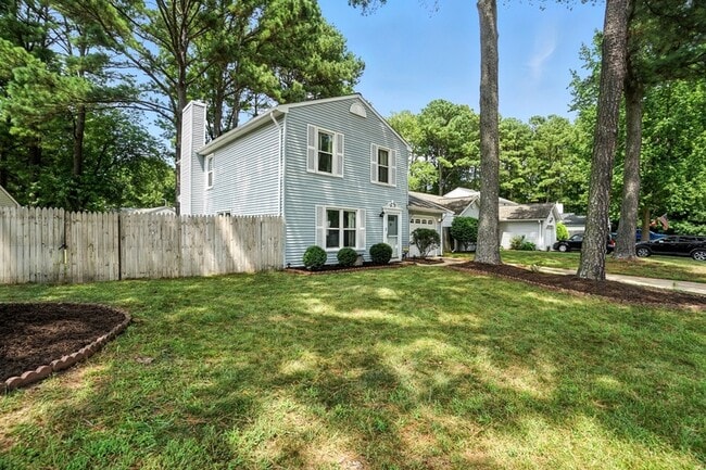 1308 Summerset Ct in Chesapeake, VA - Building Photo - Building Photo