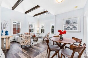 48 Sever St, Unit 2 in Worcester, MA - Building Photo