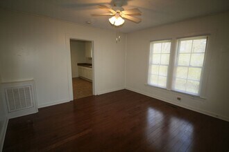 1019 Sedgefield St in Durham, NC - Building Photo - Building Photo