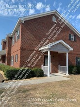 4930 Pleasant Grove Dr in Wilmington, NC - Foto de edificio - Building Photo