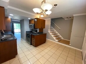 2589 Scioto View Ln in Columbus, OH - Building Photo - Building Photo