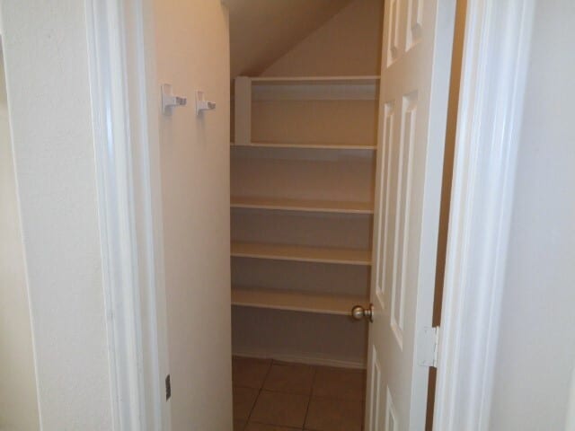 17147 Oakwood Chase Dr in Spring, TX - Foto de edificio - Building Photo