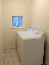 83 Yorktown St, Unit 1 in Somerville, MA - Foto de edificio - Building Photo