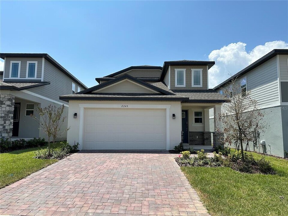 2249 Huntsman Rdg Rd in Minneola, FL - Building Photo