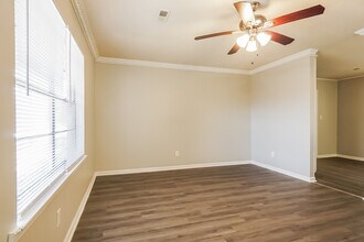 77 Oakwood St in Woodstock, AL - Building Photo - Building Photo