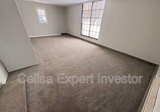 6832 Autumn View Dr in Fort Wayne, IN - Building Photo - Building Photo