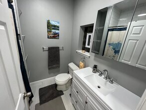 2221 N Sydenham St in Philadelphia, PA - Building Photo - Building Photo