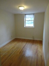 159 Longwood Ave, Unit 1 in Brookline, MA - Building Photo - Building Photo
