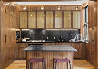257 West 4th Street in New York, NY - Foto de edificio - Building Photo