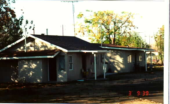 8140 Tippecanoe Ave in San Bernardino, CA - Building Photo