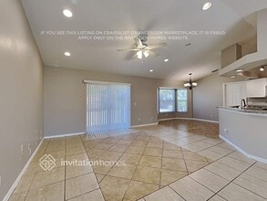 5953 NW Brenda Cir in Port St. Lucie, FL - Foto de edificio - Building Photo