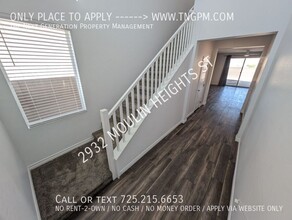 2932 Moulin Hts St in Las Vegas, NV - Building Photo - Building Photo