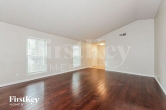 1800 Chittam Dr in Euless, TX - Building Photo - Building Photo