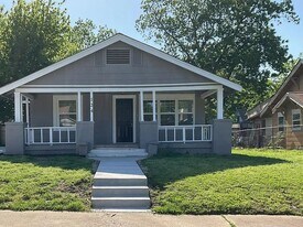 124 N Yorktown Ave in Tulsa, OK - Building Photo