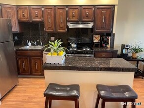 448 Cypress Rd in Newington, CT - Building Photo - Building Photo