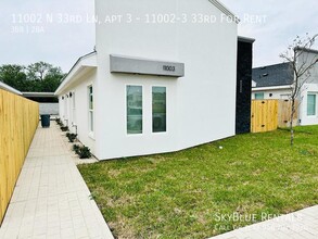 11002 N 33rd Ln in McAllen, TX - Building Photo - Building Photo