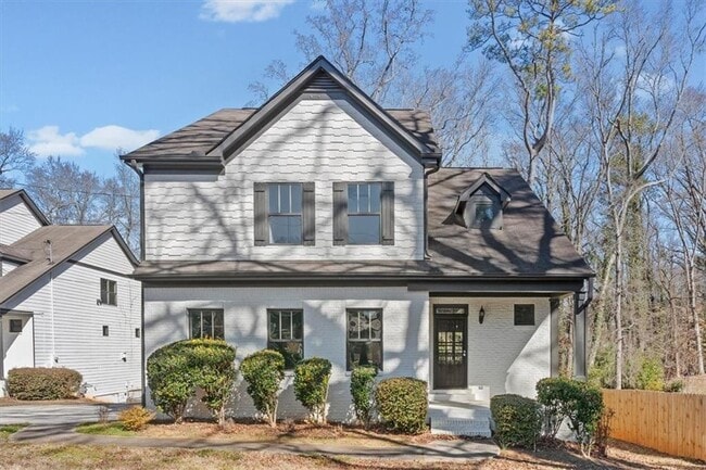 1410 Eastland Rd SE