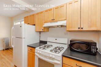 3808 W Irving Park Rd-Unit -3808-15 in Chicago, IL - Building Photo - Building Photo