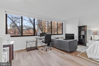 2201 L St NW in Washington, DC - Foto de edificio - Building Photo