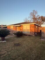 3403 Tambour Dr in Marrero, LA - Building Photo