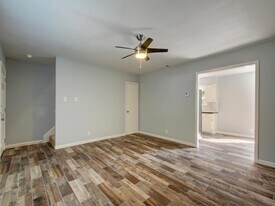 6209 Adalee Ave in Austin, TX - Building Photo