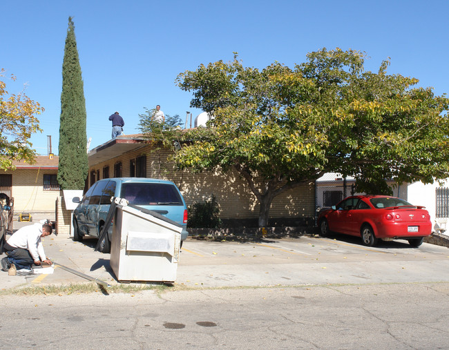 3811 Lincoln Ave in El Paso, TX - Foto de edificio - Building Photo