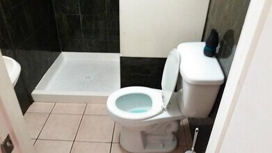 3002 Market St-Unit -3 in Houston, TX - Building Photo - Building Photo