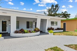 2018 NE 19th St in Fort Lauderdale, FL - Building Photo - Building Photo