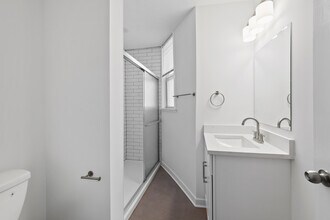 1349 W Taylor St in Chicago, IL - Building Photo - Building Photo
