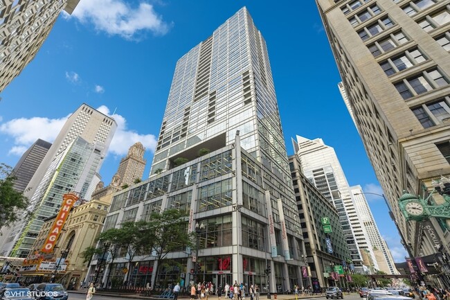 property at 8 E Randolph St