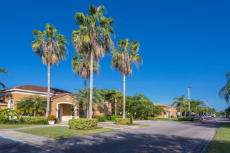 Winchester Gardens in Homestead, FL - Building Photo - Building Photo