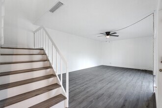 471 Kirk Rd in West Palm Beach, FL - Building Photo - Building Photo