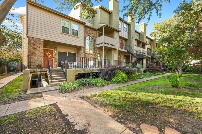 5740 Martel Ave in Dallas, TX - Building Photo - Building Photo