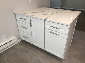 3213 S Shelley St in Mohegan Lake, NY - Building Photo - Building Photo