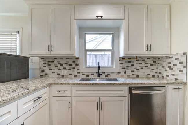 property at 814 Sue St