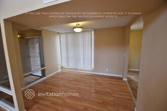 9602 N 35th Dr in Phoenix, AZ - Foto de edificio - Building Photo