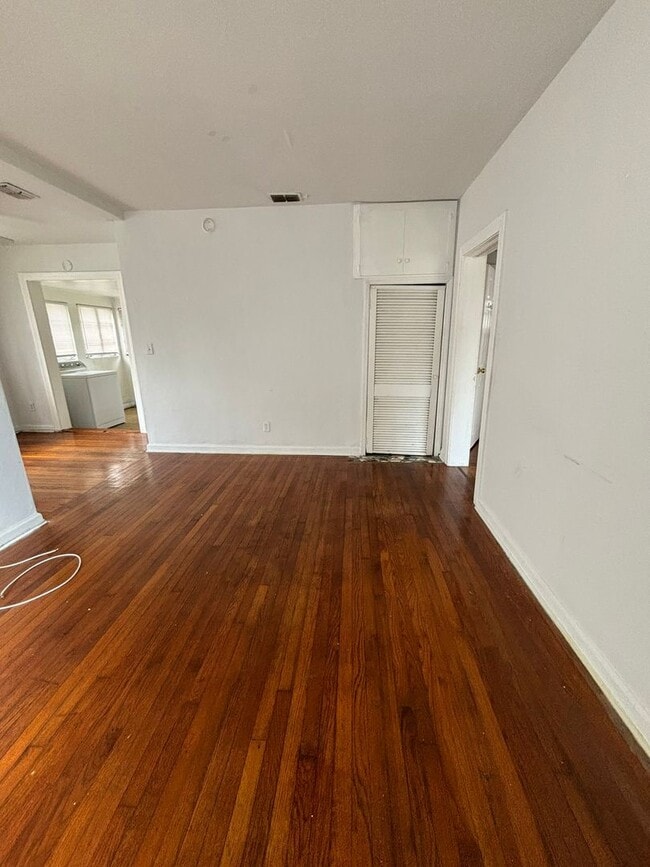4633 Sunderland Rd in Jacksonville, FL - Building Photo - Building Photo