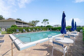 25480 Cockleshell Dr in Bonita Springs, FL - Building Photo - Building Photo